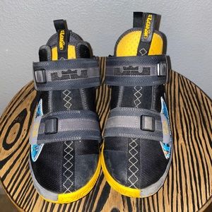 Nike LeBron Soldier 13